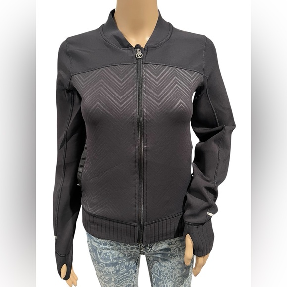 Ivivva Lululemon Black Chevron Scuba Bomber Jacket Size 12 - Picture 3 of 13